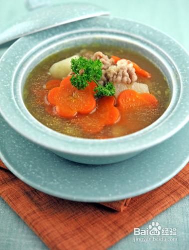 幫助解決孩子近視的明目湯－－山藥胡蘿蔔牛肉湯