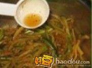 怎樣做韓式爽口小菜----涼拌蘿蔔絲