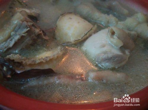 簡單家常菜系列：[10]鮑魚雞肉湯