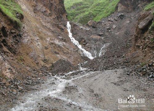 在野外如何防止遭遇泥石流