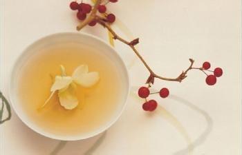 一杯花草茶能減肥瘦身，花草茶的做法
