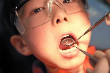 小孩子可以做牙齒矯正嗎