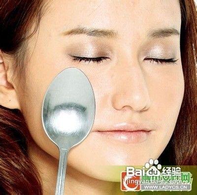 鄧家佳分享去黑眼圈經驗