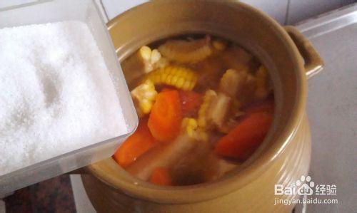春季護肝湯--雞骨草煲扇骨湯