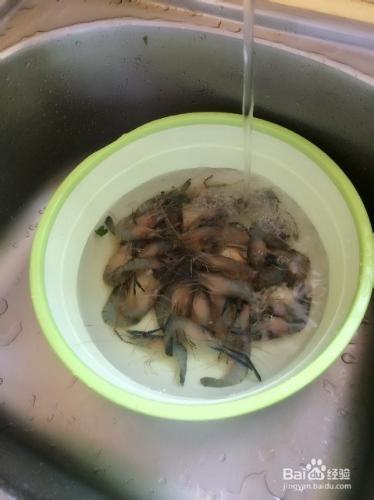 油燜大蝦-做法簡單又健康，少油多健康