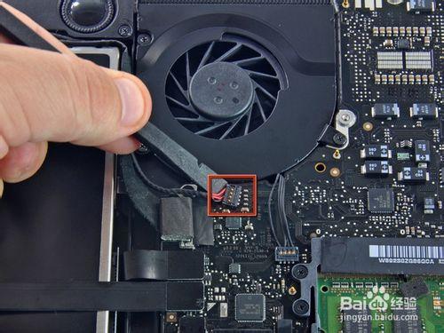 2010款13寸macbook pro 更換固態硬碟的方法