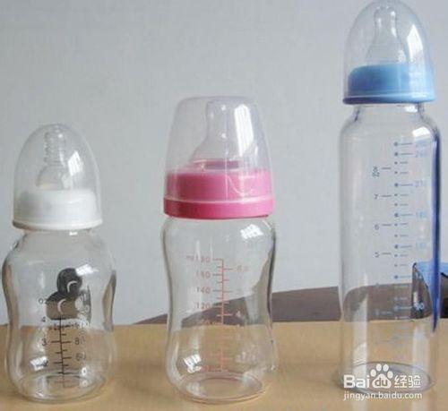根據寶寶年齡來選購奶瓶