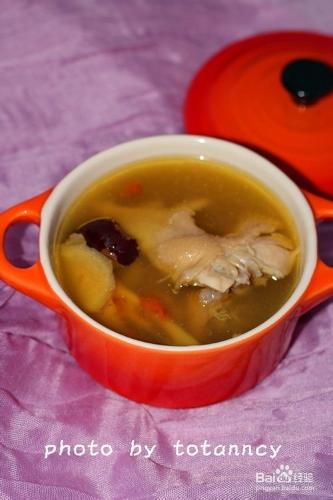 秋季養生湯——黃芪老雞湯