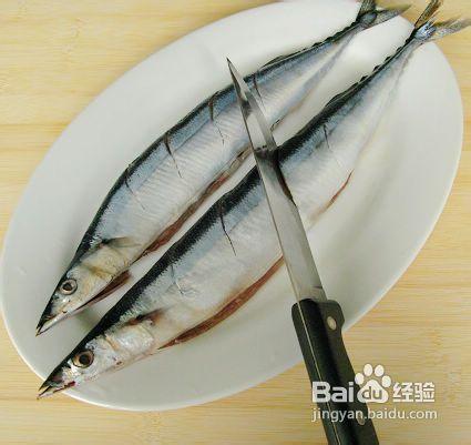 自家DIY的鹽烤秋刀魚