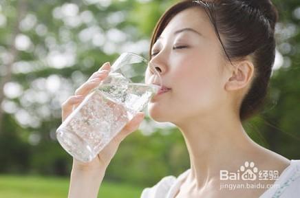 油性肌膚如何去除青春痘和紅血絲