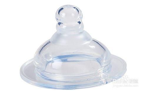 母乳餵養的嬰兒不用奶瓶喝水怎麼辦