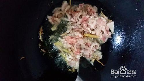 家常小菜：青椒肉絲土豆片