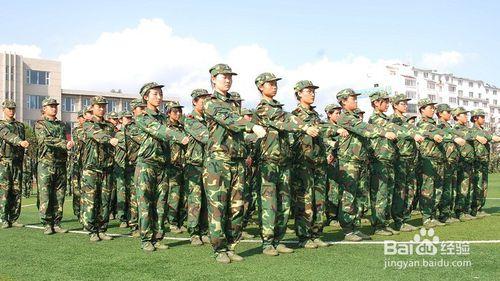 大學新生在校園裡應該注意的事