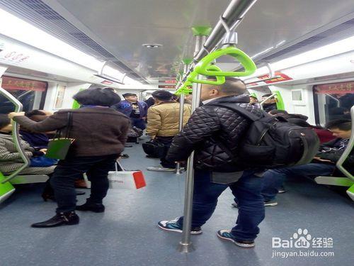 如何安全乘坐地鐵