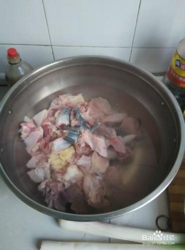 如何把雞肉清理乾淨