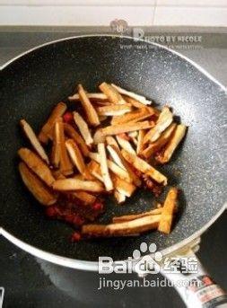 無敵下飯的蒜苗辣炒醬香乾