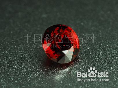 紅色尖晶石為什麼容易被誤認為是高檔紅寶石？