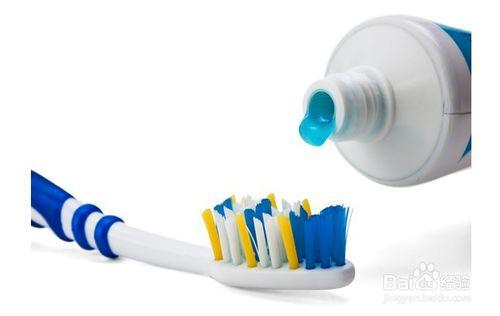 怎麼給寶寶刷牙