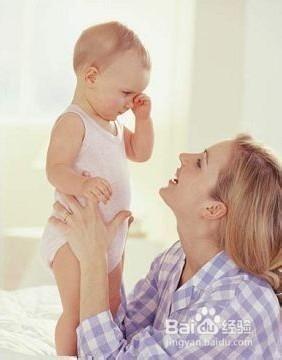 如何對四個月大的寶寶進行語言能力訓練
