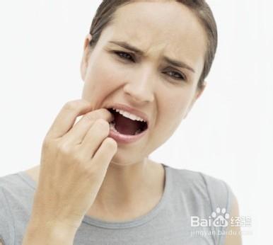 漲姿勢：口腔潰瘍的原因——生活中的不良習慣