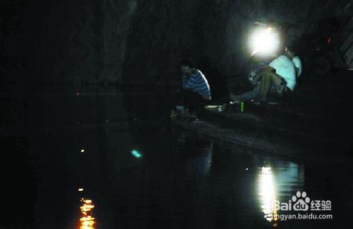 夜晚燈光釣魚技巧和燈光誘魚原理