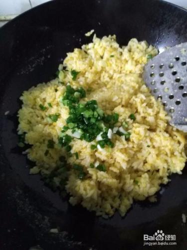 桂花飯/蛋炒飯升級版—飯要粒粒分開還要沾著蛋