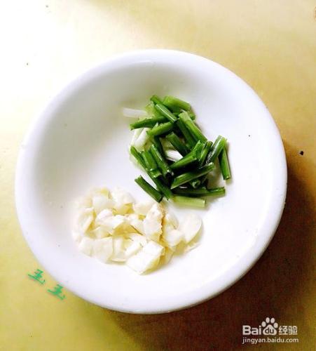 家常菜肉炒腐竹（豆腐皮）怎麼做