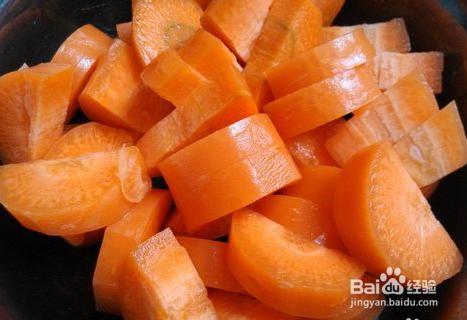紅蘿蔔燉豬肉養生製作方法