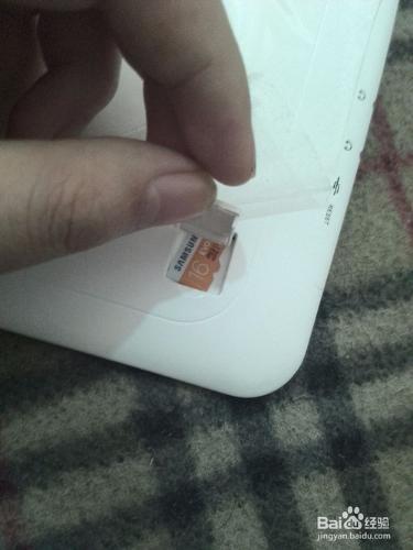 紫光電子（mz68）平板怎麼安裝SD卡