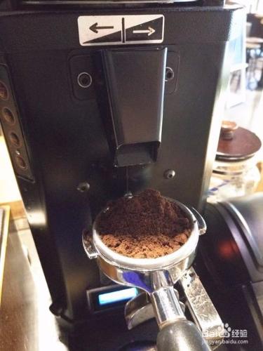 SCAE認證咖啡師教你在咖啡店該如何做好一杯拿鐵