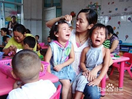 如何讓你的孩子更快地適應幼兒園環境