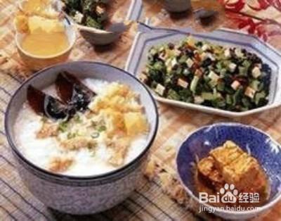 治療痔瘡偏方，食療不可錯過的4種食物