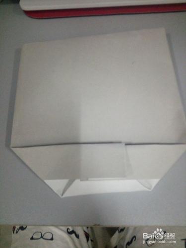 如何用紙自制收納盒