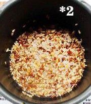 怎樣做紅蔥油捲心菜燜金華火腿糙米飯