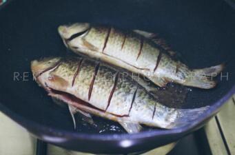 家常菜-豆瓣鯽魚