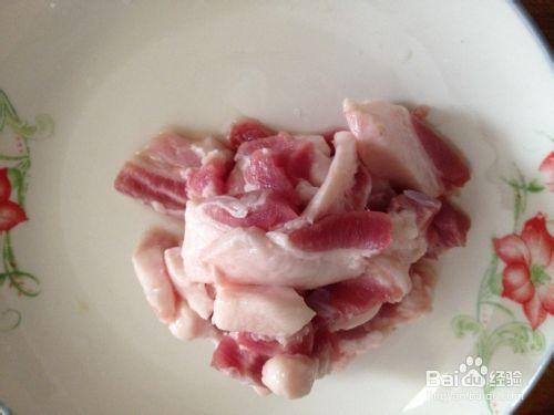 五花肉丁燒毛豆粒