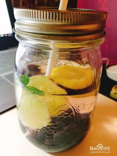 如何製作Detox water--檸檬青瓜藍莓水