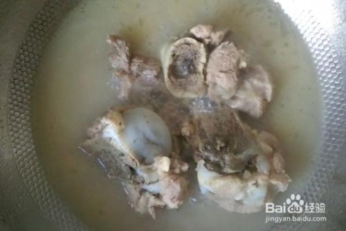 家常菜之豆菇肉湯腐如何製作？