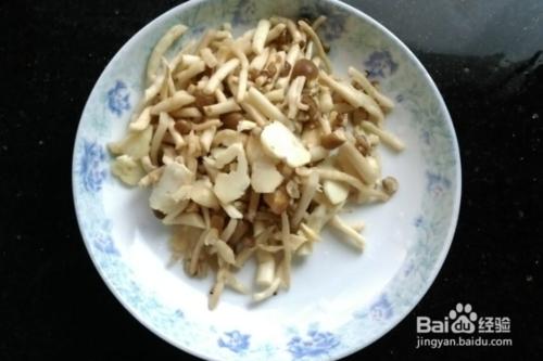 家常菜之豆菇肉湯腐如何製作？