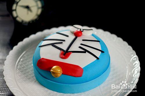 哆啦A夢翻糖蛋糕—烘焙食譜