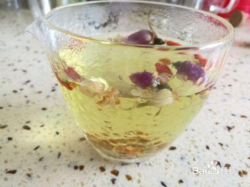 美麗的花草茶，貌美如花——調配紅顏菲菲養顏茶