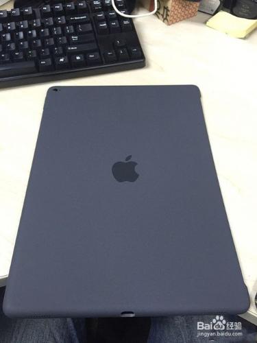 多二才會買這個，iPad Pro 矽膠保護殼 - 炭灰色