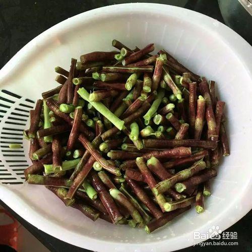 豇豆韭菜炒麵怎麼做？