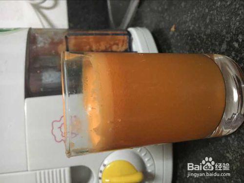 怎樣用榨汁機做蘋果胡蘿蔔汁