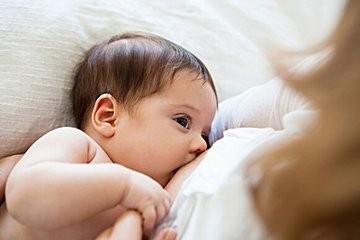 哺乳期媽媽怎麼做可以保證奶水充足？