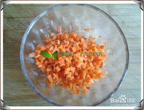 怎麼做營養好吃的胡蘿蔔蔥花餅呢