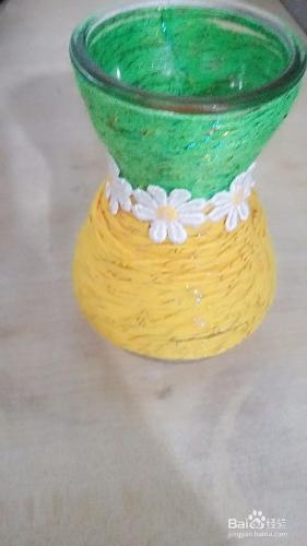 如何用毛線做出漂亮的毛線花瓶