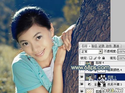 Photoshop打造淡淡的古典青黃色外景美女圖片