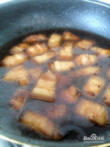 紅燒肉土豆拌飯