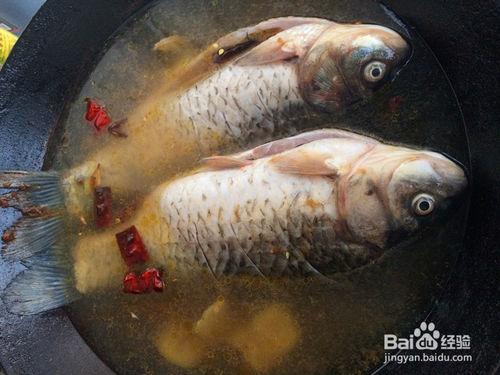 魚籽醬燜鯽魚的做法